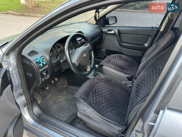 Сірий Опель Астра, об'ємом двигуна 1.6 л та пробігом 250 тис. км за 3600 $, фото 20 на Automoto.ua