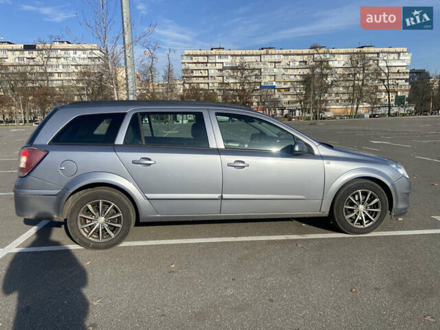 Сірий Опель Астра, об'ємом двигуна 1.6 л та пробігом 176 тис. км за 4700 $, фото 2 на Automoto.ua