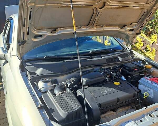 Серый Опель Астра, объемом двигателя 1.6 л и пробегом 300 тыс. км за 4600 $, фото 10 на Automoto.ua