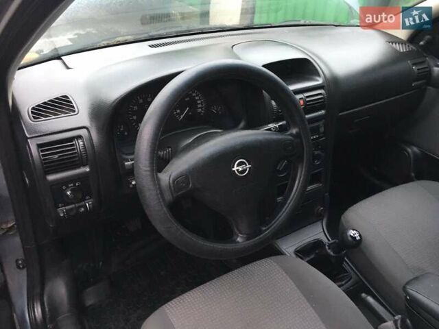 Сірий Опель Астра, об'ємом двигуна 1.36 л та пробігом 183 тис. км за 3700 $, фото 5 на Automoto.ua