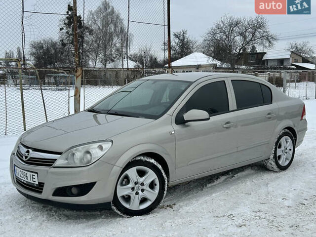 Сірий Опель Астра, об'ємом двигуна 1.6 л та пробігом 210 тис. км за 5700 $, фото 2 на Automoto.ua