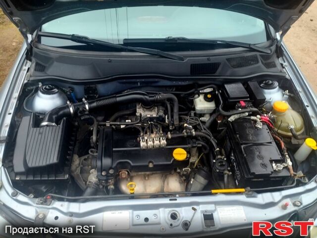 Сірий Опель Астра, об'ємом двигуна 1.4 л та пробігом 178 тис. км за 4500 $, фото 12 на Automoto.ua