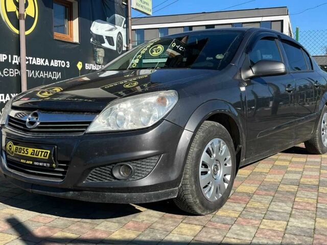 Серый Опель Астра, объемом двигателя 1.6 л и пробегом 212 тыс. км за 5750 $, фото 2 на Automoto.ua