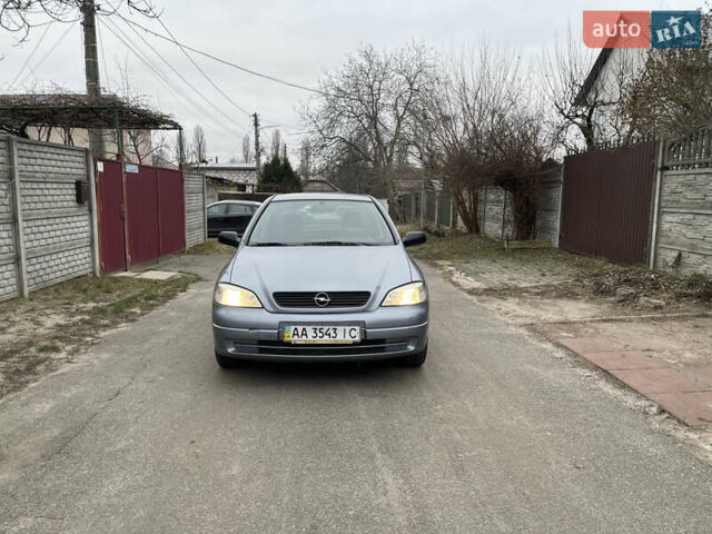 Сірий Опель Астра, об'ємом двигуна 1.6 л та пробігом 100 тис. км за 3400 $, фото 1 на Automoto.ua