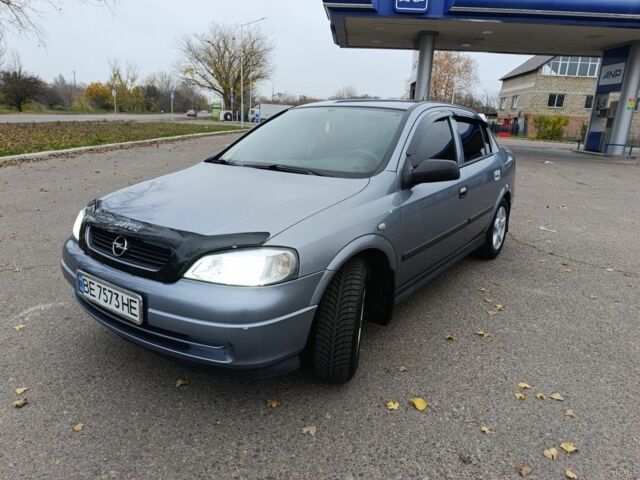 Серый Опель Астра, объемом двигателя 1.4 л и пробегом 77 тыс. км за 4400 $, фото 1 на Automoto.ua
