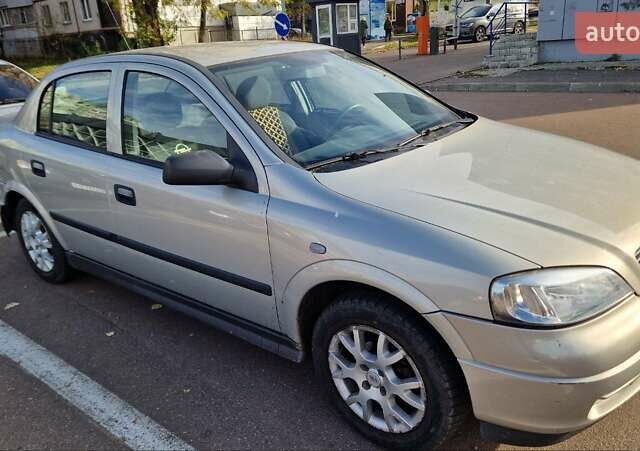 Серый Опель Астра, объемом двигателя 1.6 л и пробегом 86 тыс. км за 4500 $, фото 1 на Automoto.ua