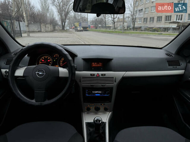 Сірий Опель Астра, об'ємом двигуна 1.6 л та пробігом 152 тис. км за 6000 $, фото 44 на Automoto.ua