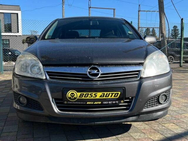 Серый Опель Астра, объемом двигателя 1.6 л и пробегом 212 тыс. км за 5750 $, фото 1 на Automoto.ua
