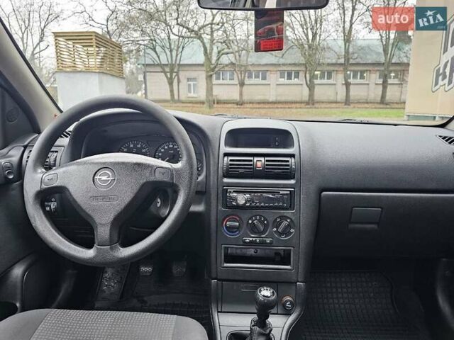 Сірий Опель Астра, об'ємом двигуна 0 л та пробігом 200 тис. км за 2900 $, фото 12 на Automoto.ua