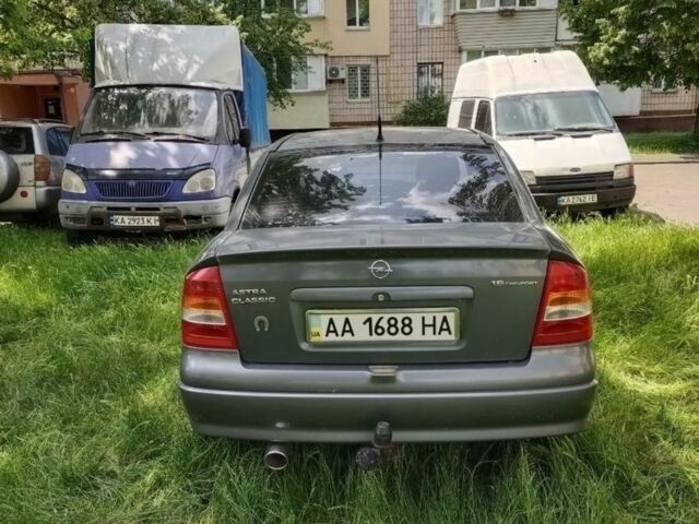 Серый Опель Астра, объемом двигателя 1.6 л и пробегом 180 тыс. км за 5000 $, фото 2 на Automoto.ua