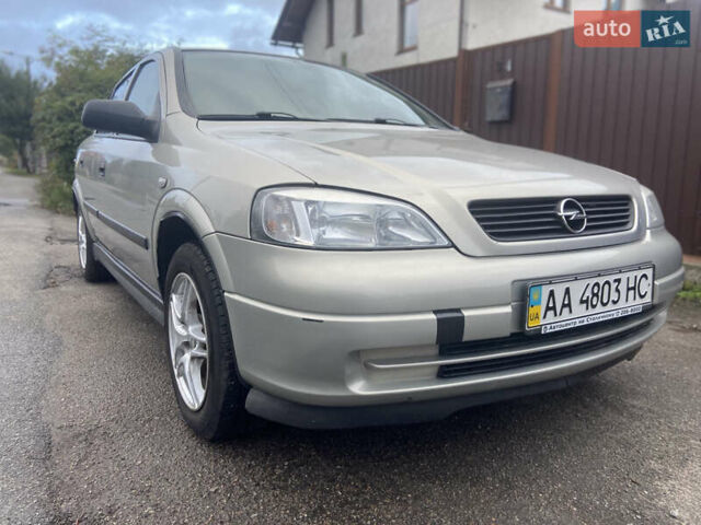 Серый Опель Астра, объемом двигателя 1.4 л и пробегом 104 тыс. км за 3900 $, фото 20 на Automoto.ua