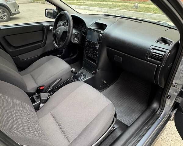 Сірий Опель Астра, об'ємом двигуна 1.6 л та пробігом 113 тис. км за 4700 $, фото 8 на Automoto.ua