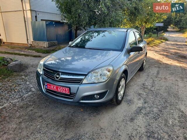 Серый Опель Астра, объемом двигателя 1.6 л и пробегом 117 тыс. км за 5550 $, фото 9 на Automoto.ua