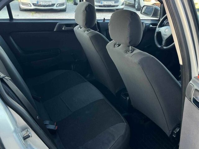 Сірий Опель Астра, об'ємом двигуна 1.4 л та пробігом 280 тис. км за 3890 $, фото 21 на Automoto.ua