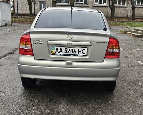 Сірий Опель Астра, об'ємом двигуна 0 л та пробігом 200 тис. км за 2900 $, фото 9 на Automoto.ua