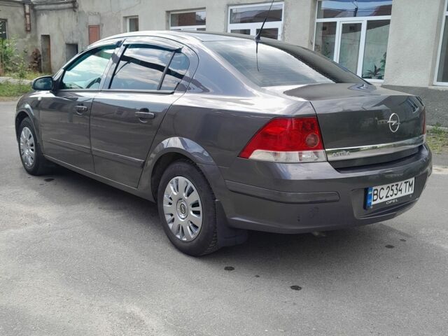 Опель Астра 2008 в Трускавце на Automoto.ua Серый Опель Астра, объемом двигателя 1.6 л и пробегом 211 тыс. км за 5400 $, фото 2 на Automoto.ua