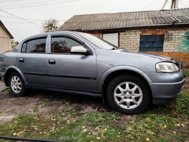 Серый Опель Астра, объемом двигателя 1.6 л и пробегом 256 тыс. км за 3500 $, фото 3 на Automoto.ua