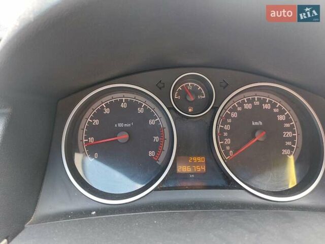 Серый Опель Астра, объемом двигателя 1.8 л и пробегом 286 тыс. км за 6000 $, фото 3 на Automoto.ua