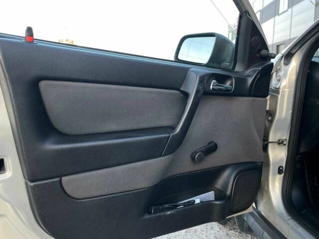 Сірий Опель Астра, об'ємом двигуна 1.4 л та пробігом 280 тис. км за 3890 $, фото 8 на Automoto.ua