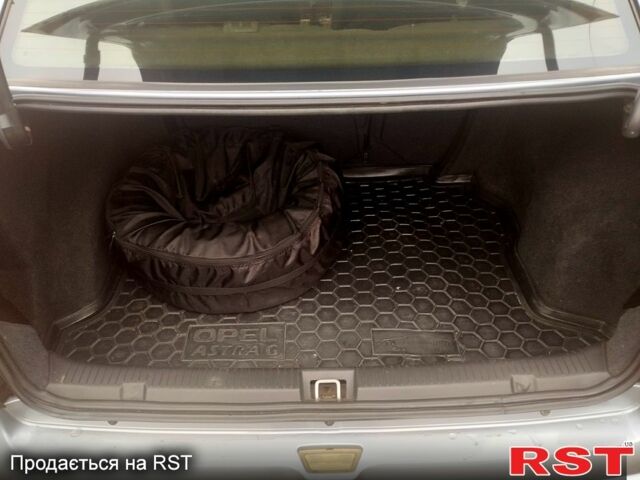 Сірий Опель Астра, об'ємом двигуна 1.4 л та пробігом 178 тис. км за 4500 $, фото 11 на Automoto.ua