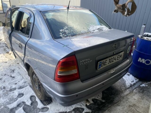 Серый Опель Астра, объемом двигателя 1.4 л и пробегом 250 тыс. км за 1299 $, фото 6 на Automoto.ua