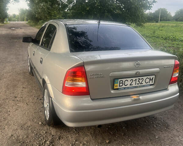 Сірий Опель Астра, об'ємом двигуна 1.6 л та пробігом 75 тис. км за 5000 $, фото 8 на Automoto.ua
