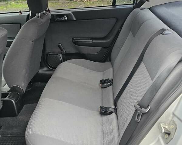 Сірий Опель Астра, об'ємом двигуна 0 л та пробігом 200 тис. км за 2900 $, фото 14 на Automoto.ua