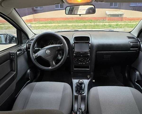 Сірий Опель Астра, об'ємом двигуна 1.6 л та пробігом 113 тис. км за 4700 $, фото 10 на Automoto.ua