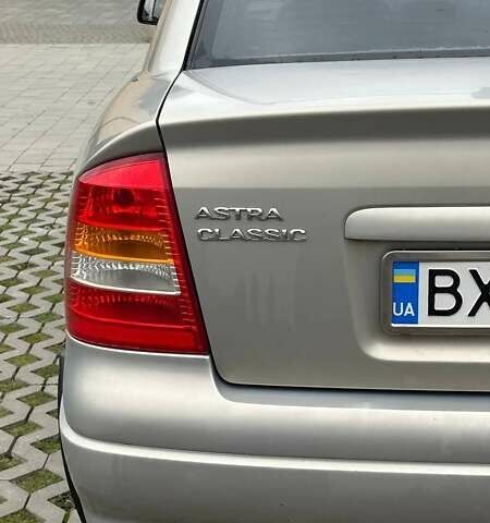 Серый Опель Астра, объемом двигателя 1.6 л и пробегом 179 тыс. км за 4000 $, фото 11 на Automoto.ua
