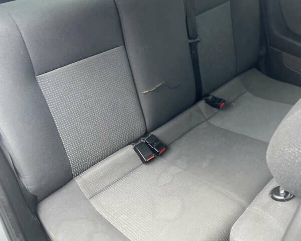 Серый Опель Астра, объемом двигателя 1.4 л и пробегом 104 тыс. км за 3900 $, фото 13 на Automoto.ua