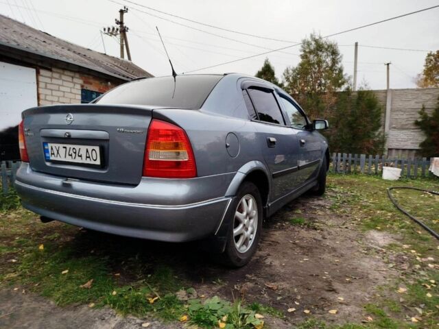 Серый Опель Астра, объемом двигателя 1.6 л и пробегом 256 тыс. км за 3500 $, фото 13 на Automoto.ua