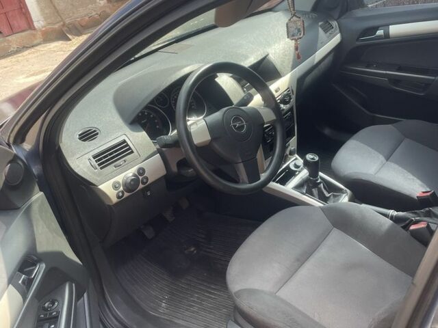 Сірий Опель Астра, об'ємом двигуна 1.6 л та пробігом 217 тис. км за 4200 $, фото 4 на Automoto.ua