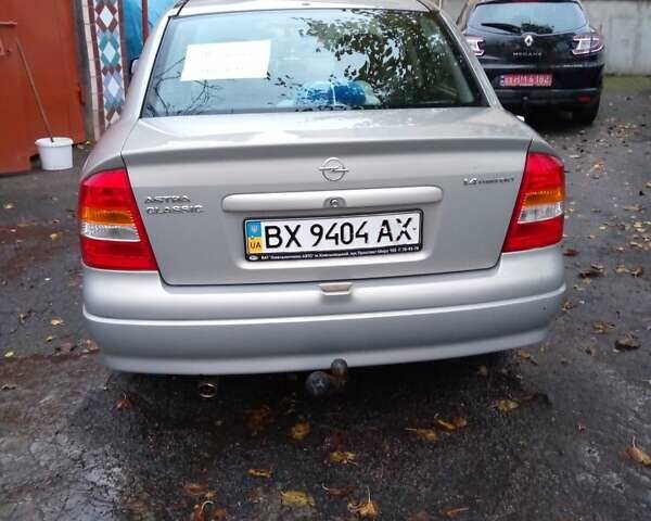 Серый Опель Астра, объемом двигателя 1.4 л и пробегом 119 тыс. км за 5000 $, фото 4 на Automoto.ua