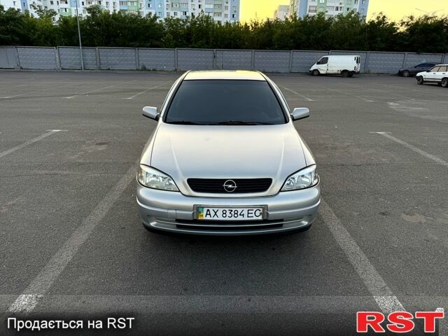 Серый Опель Астра, объемом двигателя 1.6 л и пробегом 262 тыс. км за 4700 $, фото 1 на Automoto.ua