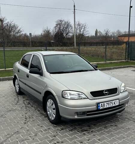 Серый Опель Астра, объемом двигателя 1.6 л и пробегом 47 тыс. км за 5900 $, фото 1 на Automoto.ua