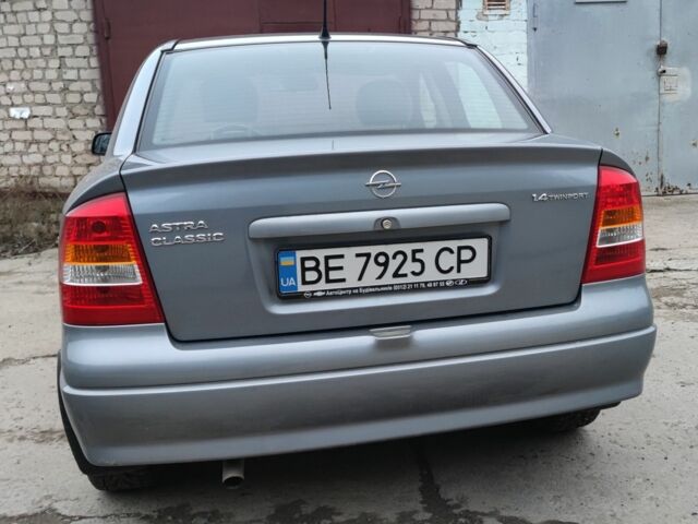 Сірий Опель Астра, об'ємом двигуна 1.4 л та пробігом 51 тис. км за 5100 $, фото 4 на Automoto.ua