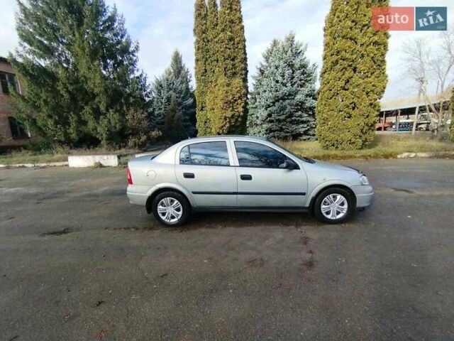 Сірий Опель Астра, об'ємом двигуна 1.6 л та пробігом 198 тис. км за 4600 $, фото 3 на Automoto.ua