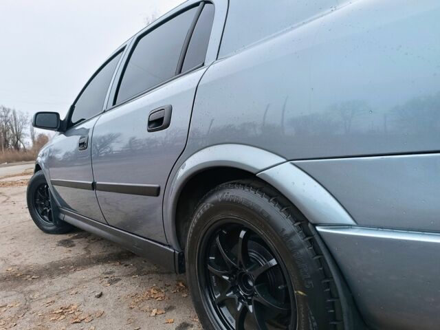 Серый Опель Астра, объемом двигателя 1 л и пробегом 400 тыс. км за 3500 $, фото 12 на Automoto.ua