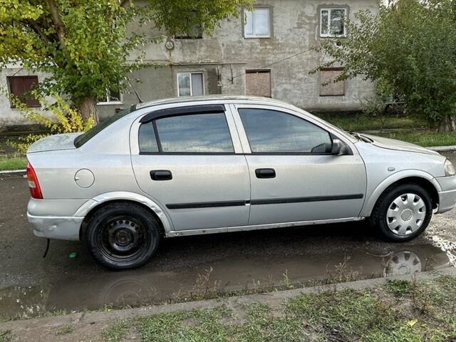 Опель Астра 2008 в Баштанке на Automoto.ua Серый Опель Астра, объемом двигателя 1.6 л и пробегом 200 тыс. км за 1800 $, фото 3 на Automoto.ua