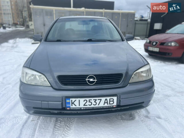 Сірий Опель Астра, об'ємом двигуна 1.4 л та пробігом 200 тис. км за 2849 $, фото 2 на Automoto.ua