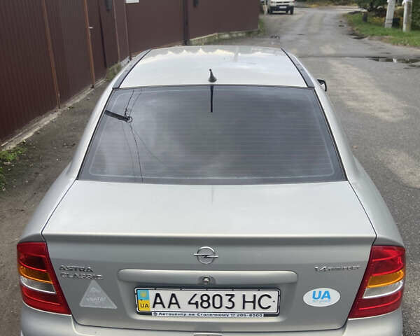 Серый Опель Астра, объемом двигателя 1.4 л и пробегом 104 тыс. км за 3900 $, фото 18 на Automoto.ua