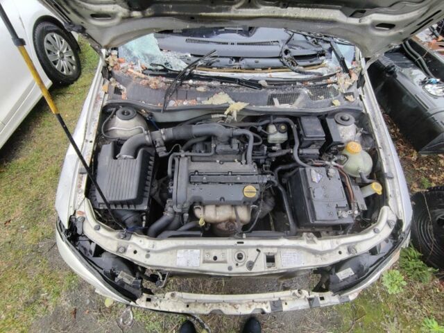 Опель Астра 2008 в Киеве на Automoto.ua Серый Опель Астра, объемом двигателя 1.4 л и пробегом 500 тыс. км за 900 $, фото 7 на Automoto.ua