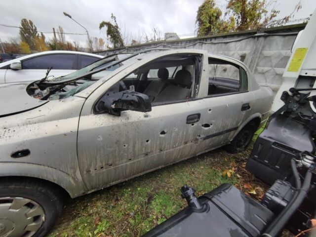 Опель Астра 2008 в Киеве на Automoto.ua Серый Опель Астра, объемом двигателя 1.4 л и пробегом 500 тыс. км за 900 $, фото 5 на Automoto.ua