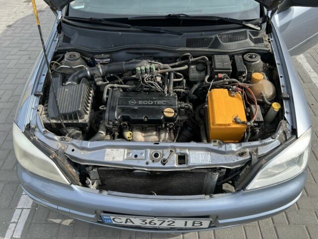 Сірий Опель Астра, об'ємом двигуна 1.4 л та пробігом 198 тис. км за 3800 $, фото 5 на Automoto.ua