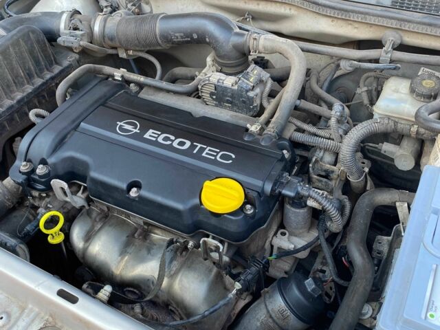 Серый Опель Астра, объемом двигателя 1.4 л и пробегом 100 тыс. км за 4700 $, фото 3 на Automoto.ua