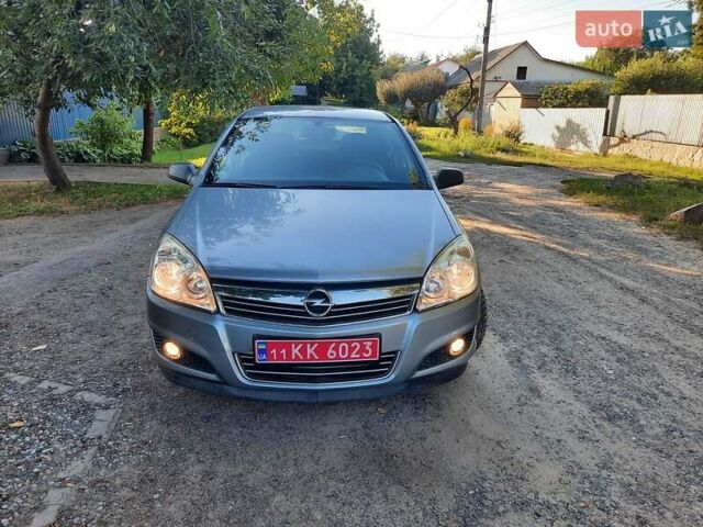 Серый Опель Астра, объемом двигателя 1.6 л и пробегом 117 тыс. км за 5550 $, фото 86 на Automoto.ua