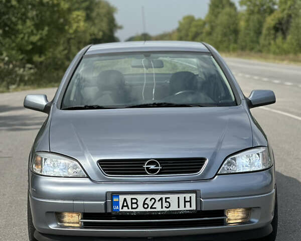 Сірий Опель Астра, об'ємом двигуна 1.6 л та пробігом 230 тис. км за 4700 $, фото 3 на Automoto.ua