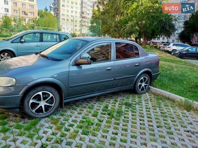 Сірий Опель Астра, об'ємом двигуна 1.36 л та пробігом 223 тис. км за 4700 $, фото 2 на Automoto.ua