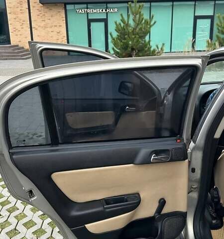 Серый Опель Астра, объемом двигателя 1.6 л и пробегом 179 тыс. км за 4000 $, фото 27 на Automoto.ua