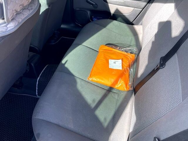 Серый Опель Астра, объемом двигателя 1.4 л и пробегом 326 тыс. км за 4200 $, фото 8 на Automoto.ua